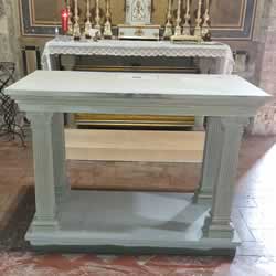 Altare in marmo